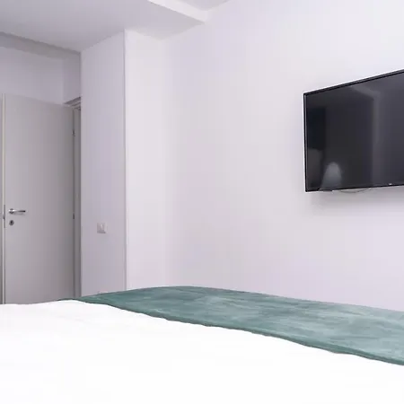 Sea View - Avenue Apartment *